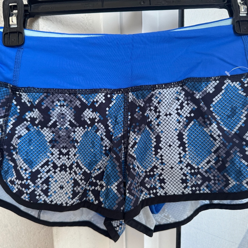 Lululemon Speed Shorts Size 2 NWOT